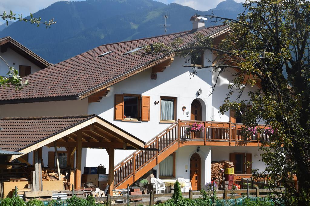 カヴァレーゼCasa Francaアパートメント エクステリア 写真